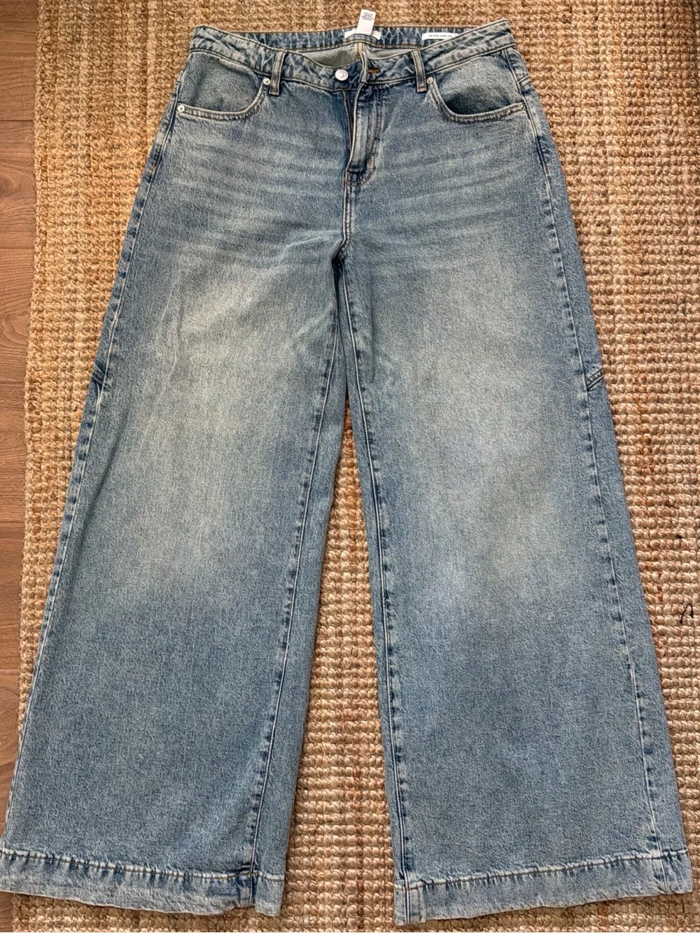 Wide Leg Women's Jeans in Light Blue
